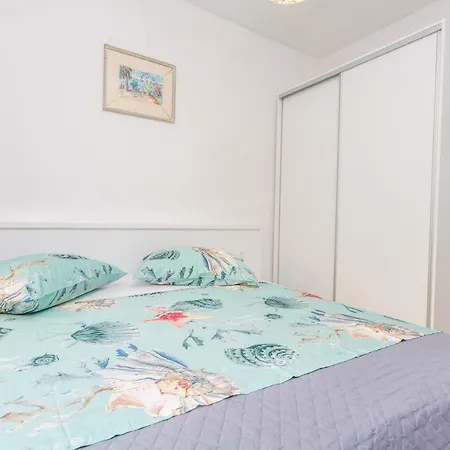 Branka Kustura 2 Apartment Hvar Town